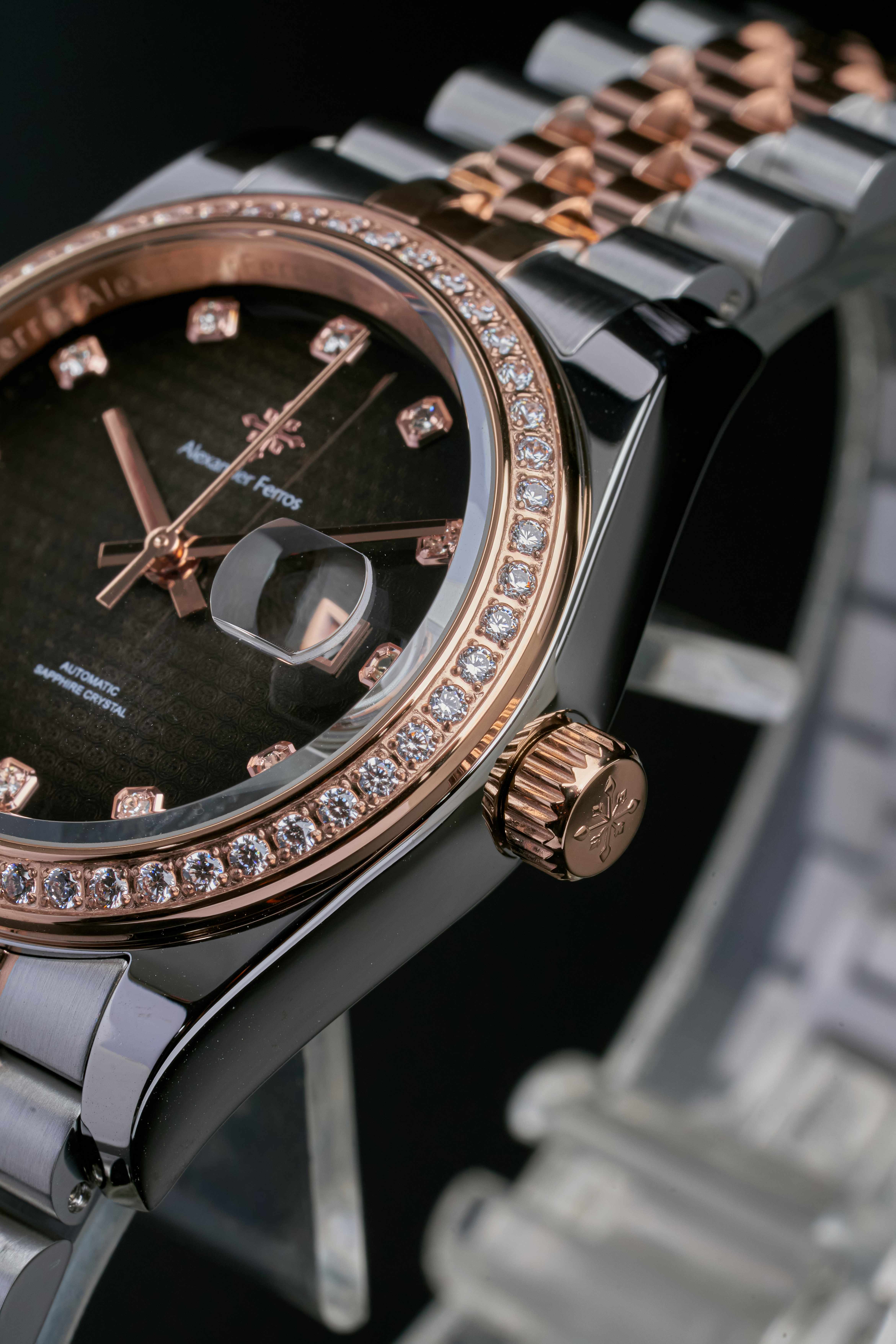 Liệu dây kim loại có xảy ra tình trạng bị giãn theo thời gian không?