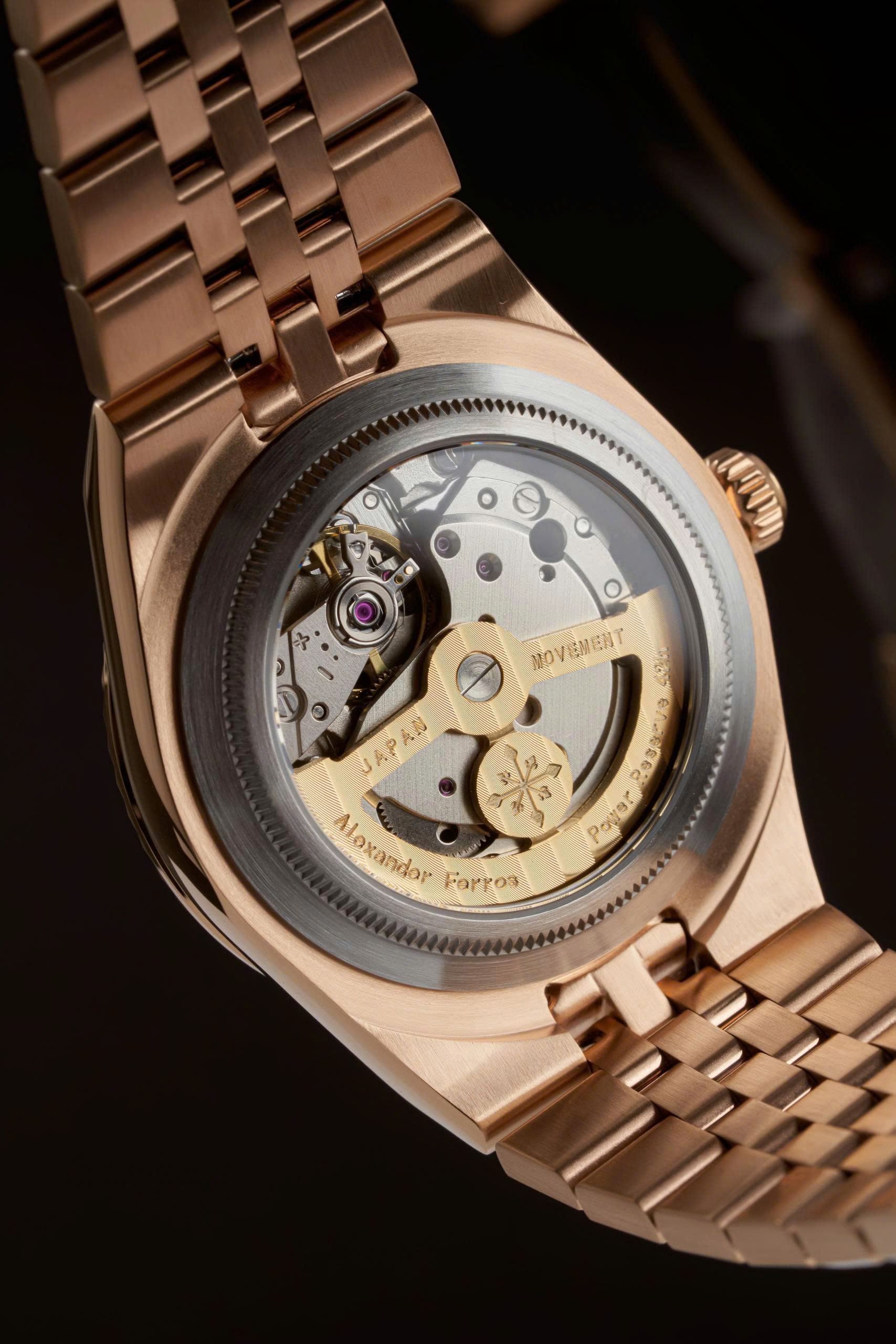 PVD12-Alexander-Ferros-mat-sau.jpg