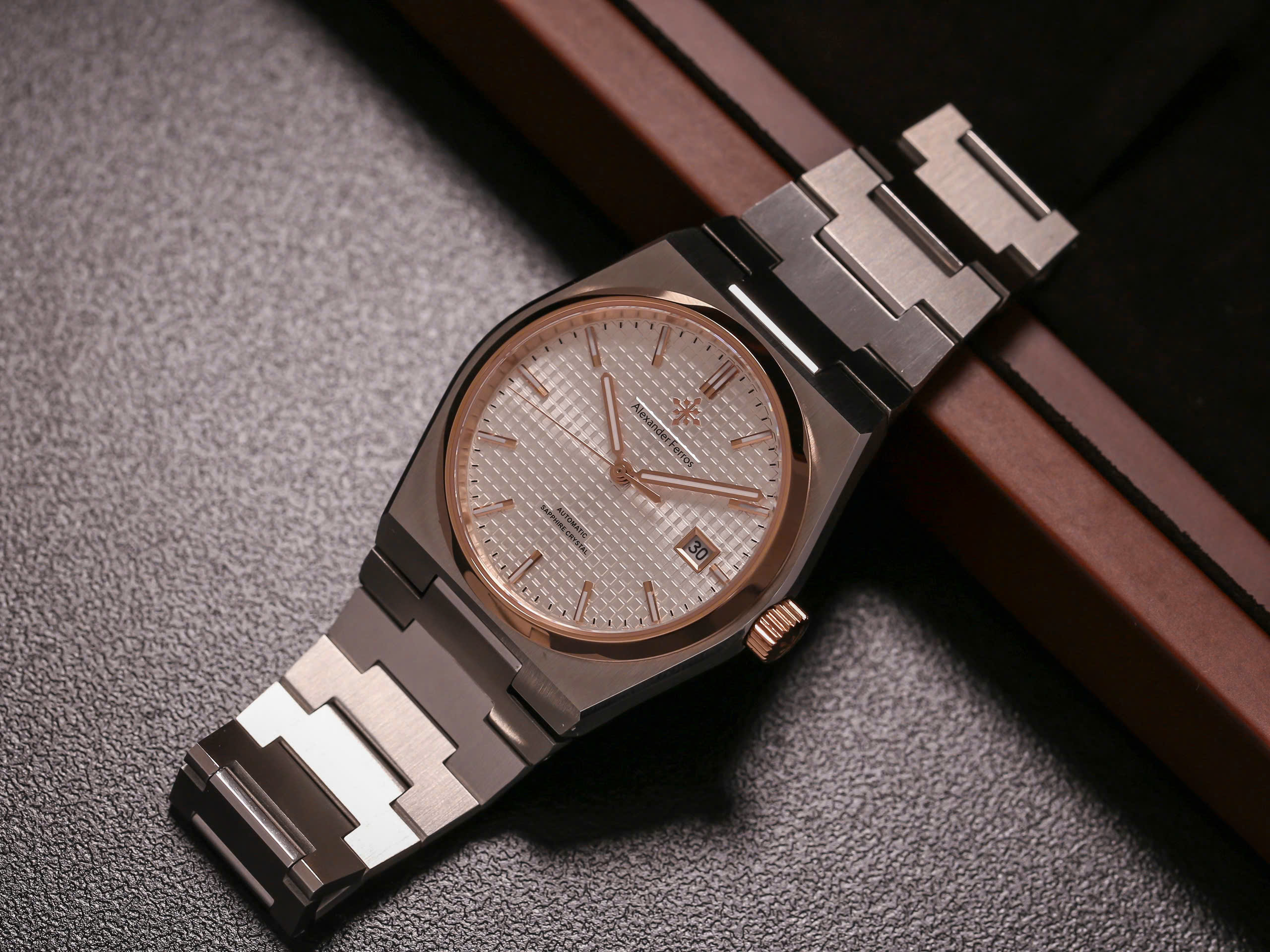 Alexander Ferros 5052D/02