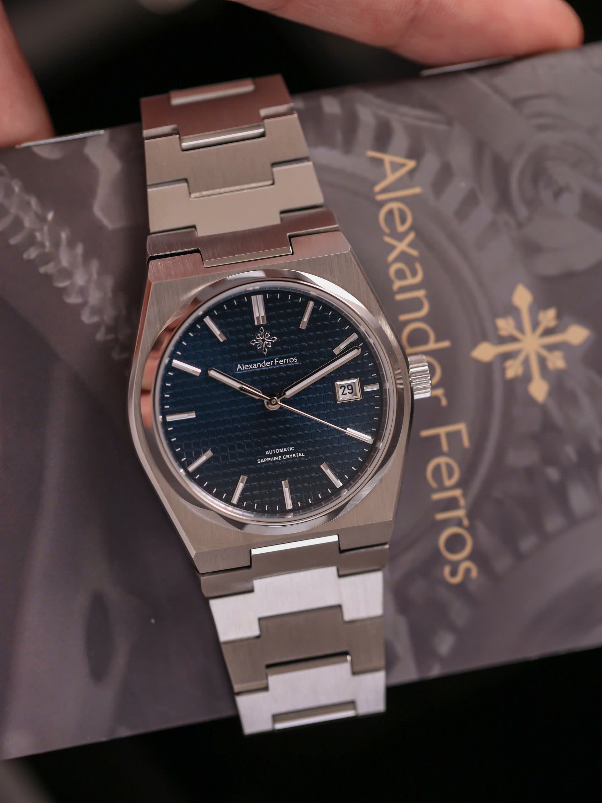 Alexander Ferros 5052S/05